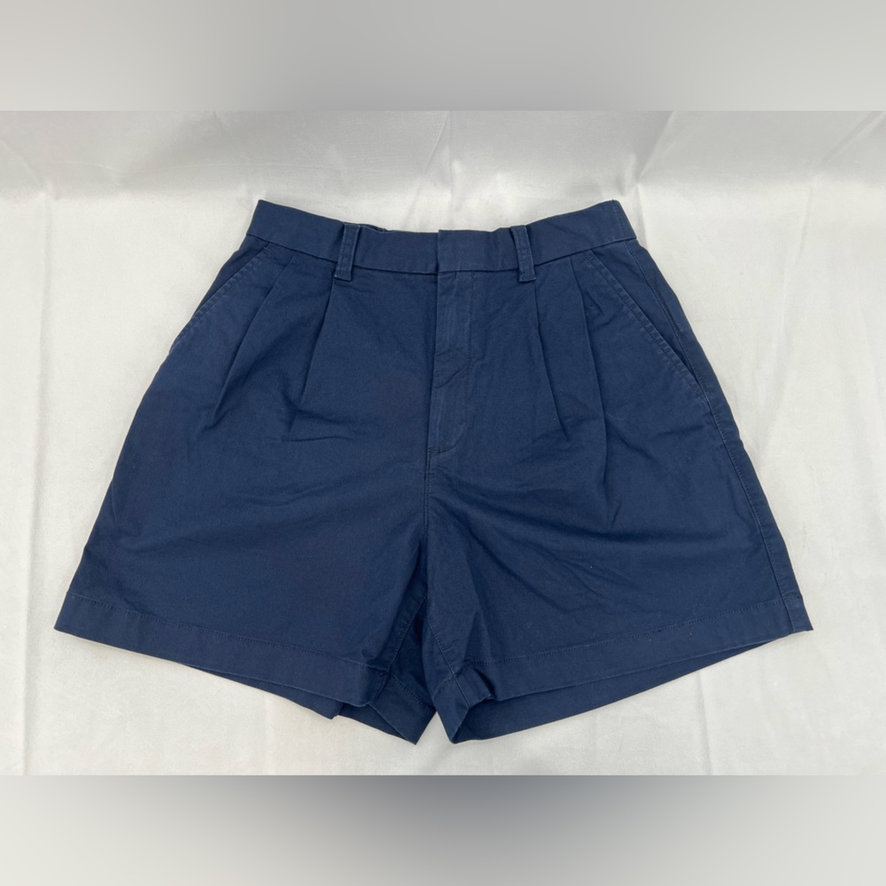 GAP Navy Blue High-Rise Pleated Shorts